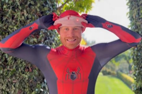 Prinz Harry im Spider-Man-Kostüm