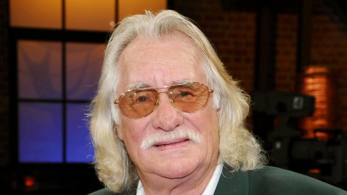 Carnival size Hans Süper died at the age of 86