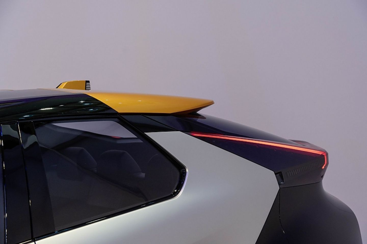 Toyota CH-R Prologue