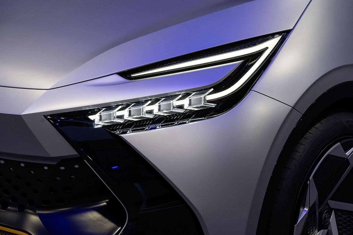 Toyota CH-R Prologue