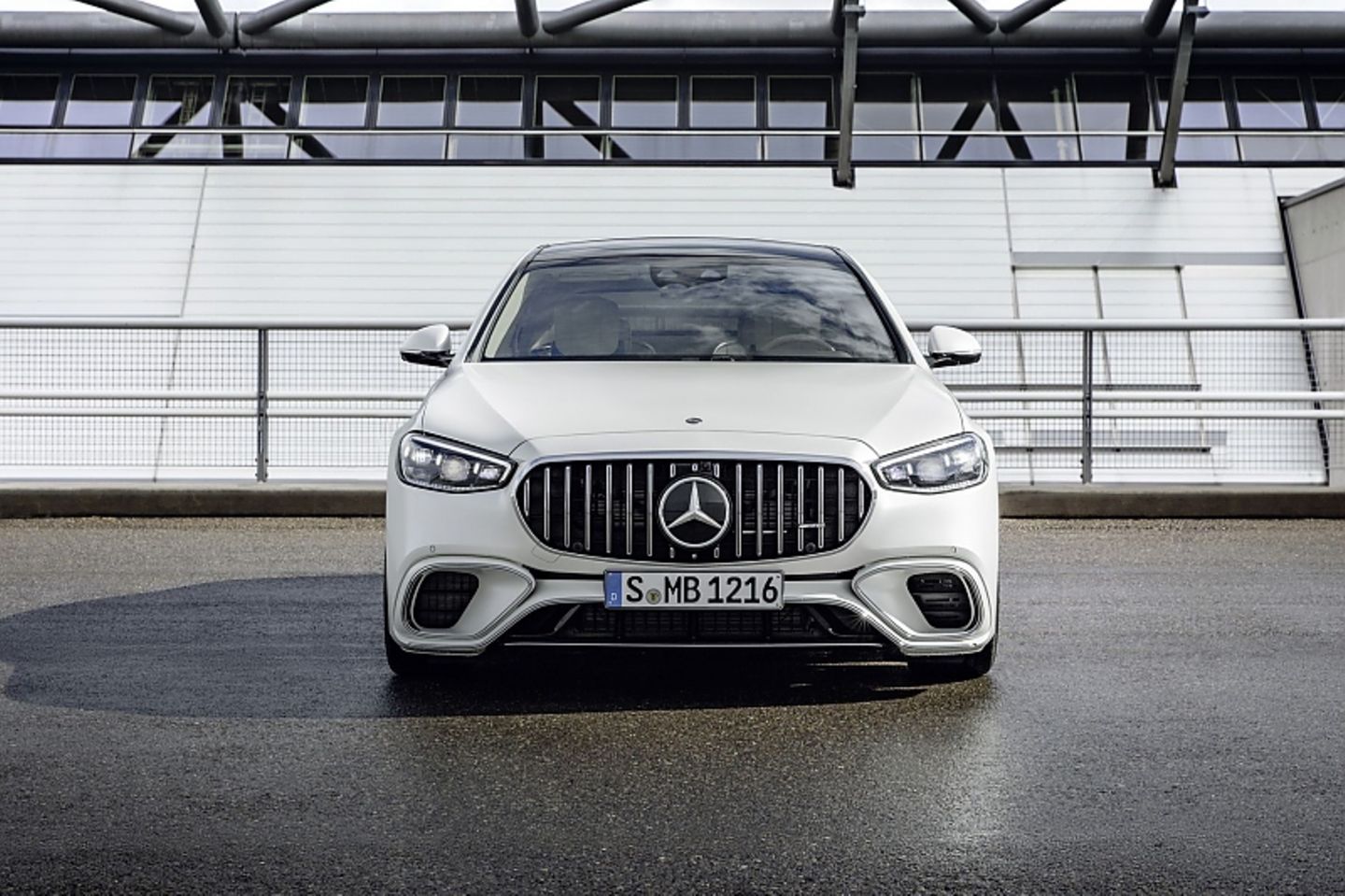 Mercedes AMG S 63 E Performance