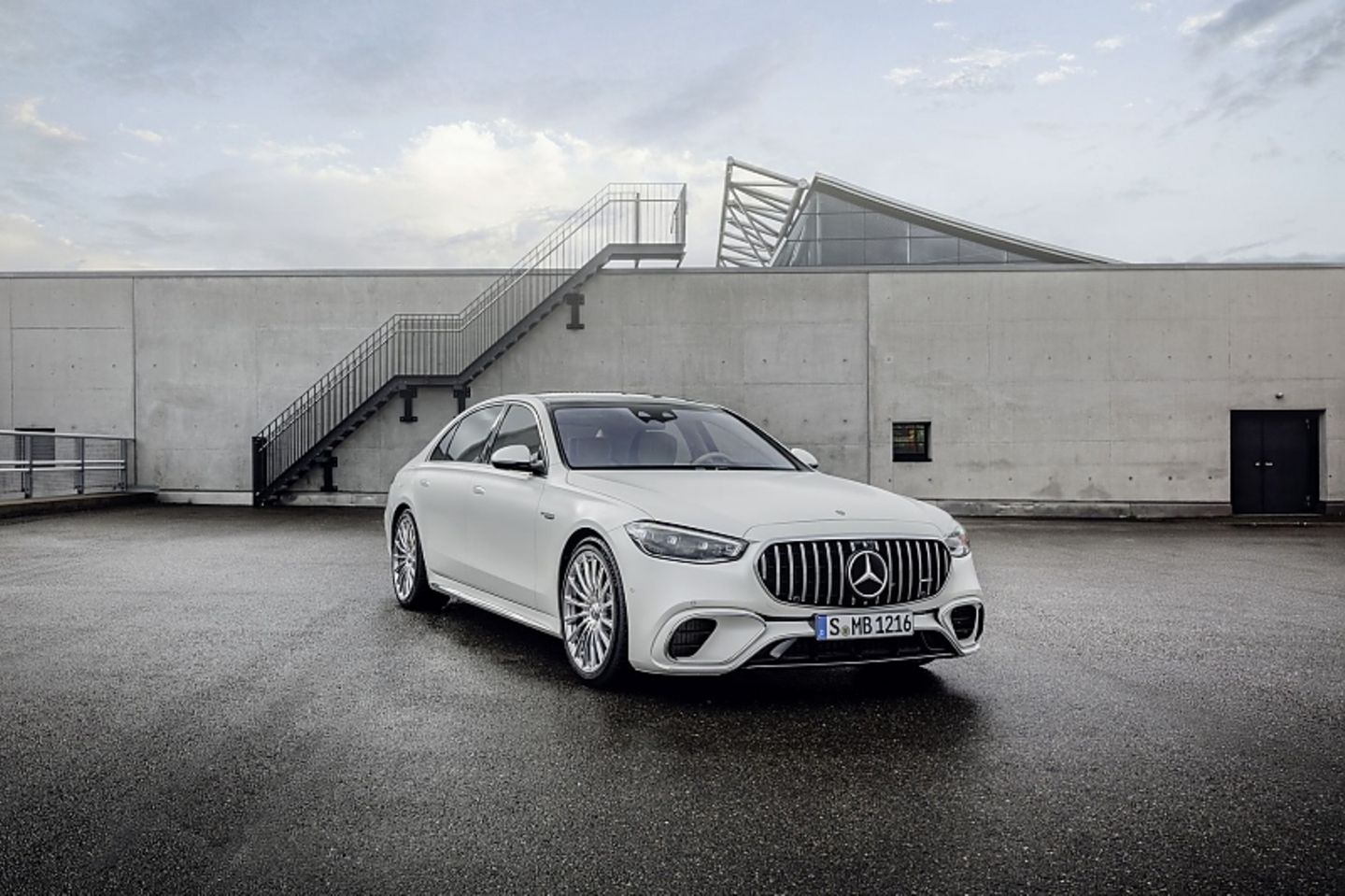 Mercedes AMG S 63 E Performance