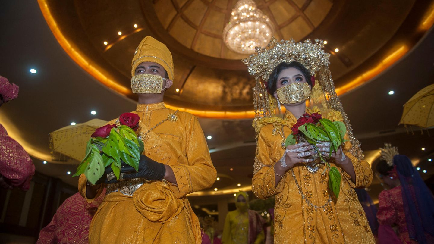 Indonesia: Sex between unmarried people will be punished from 2025