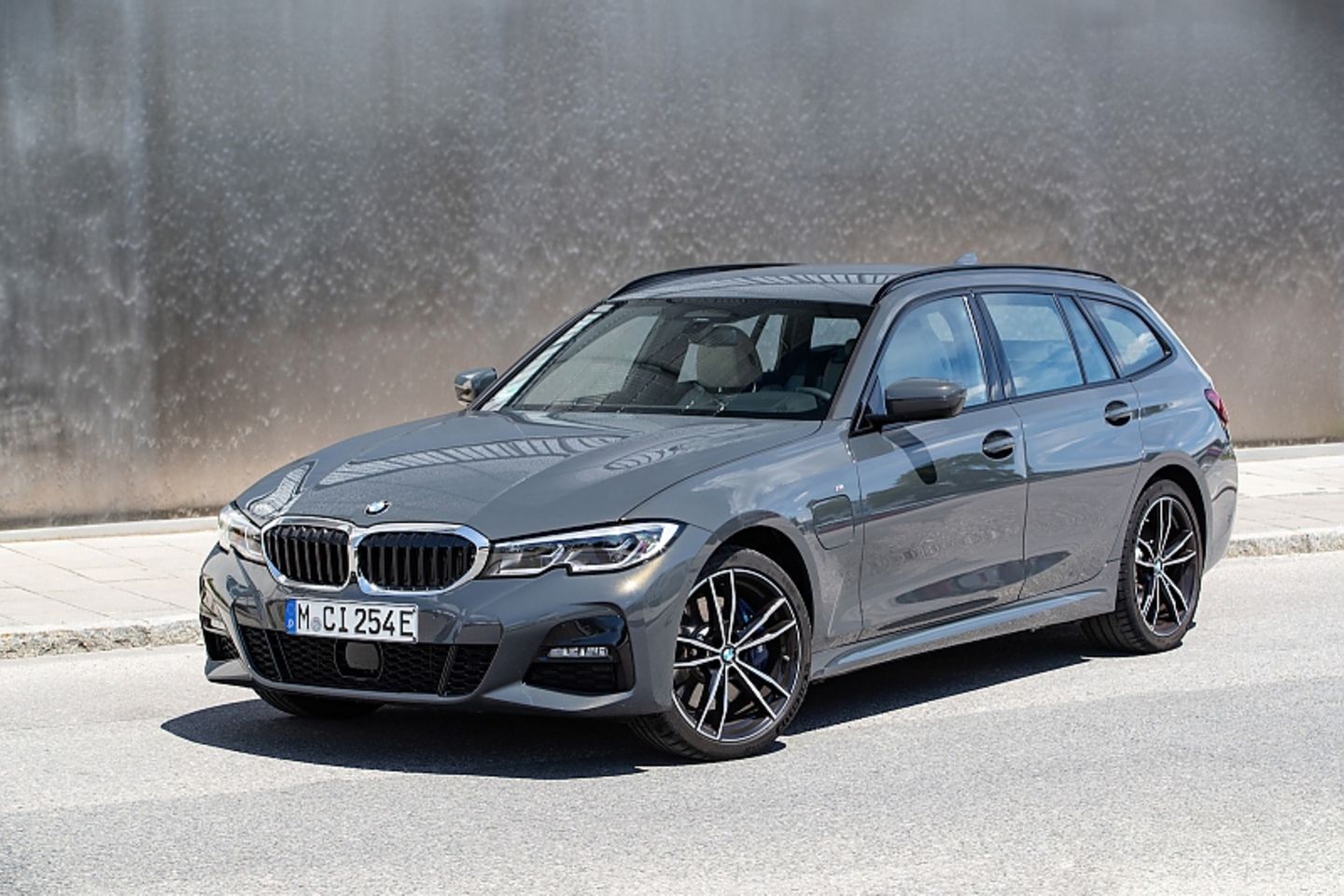 BMW PHEV