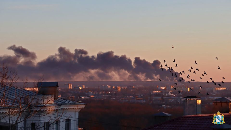 Rauch über Kursk nach Drohnenangriff