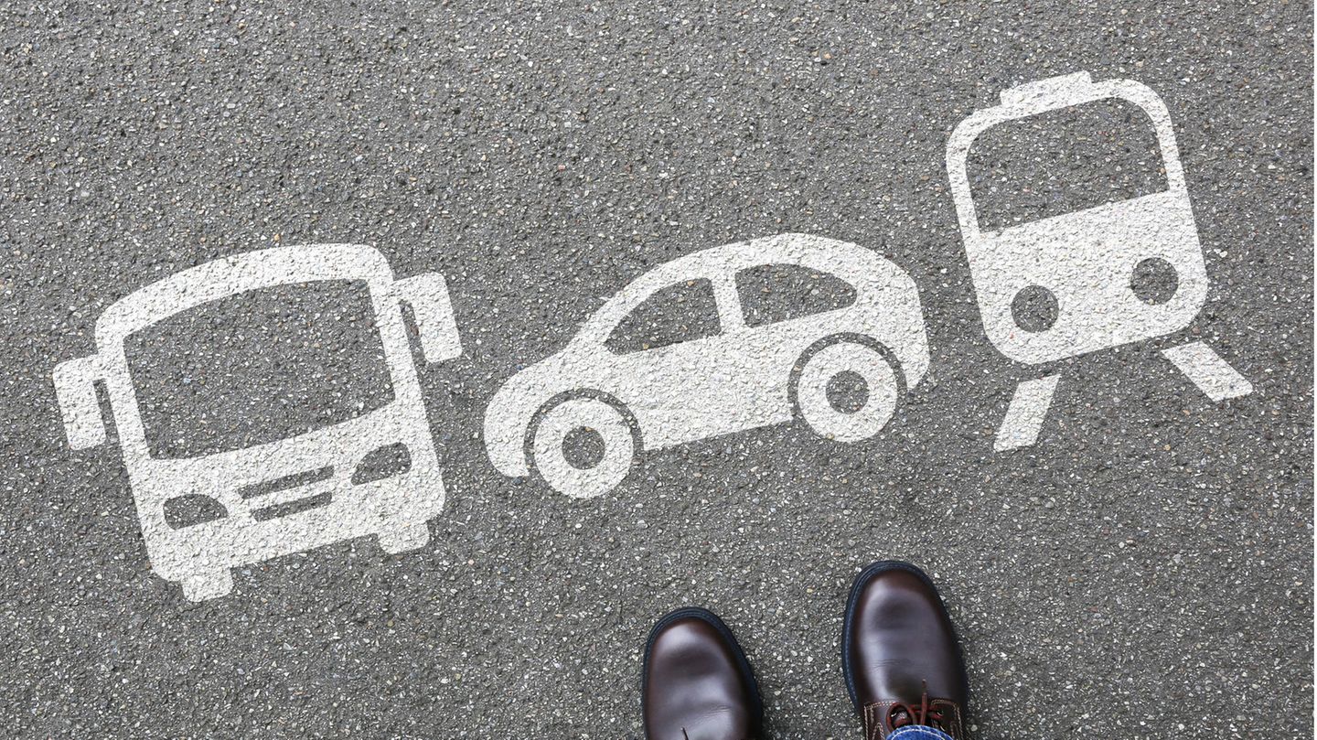 Illustration Auto, Bus, Bahn