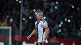 Platz 7, "Frauen EM": Anders als ihre männlichen Kollegen hatten die DFB-Spielerinnen (im Bild Kapitänin Alexandra Popp mit Regenbogenbinde) in ihrem großen Turnier des Jahres große Erfolge zu feiern. Bei der Europameisterschaft mussten sie sich erst im Finale dem englischen Gastgeber-Team geschlagen geben