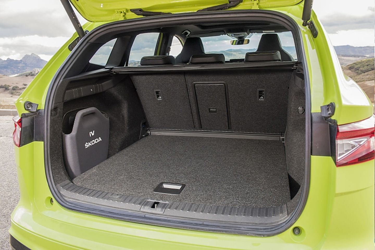 Der Laderaum d4es Skoda Enyaq RS iV fasst 585 Liter