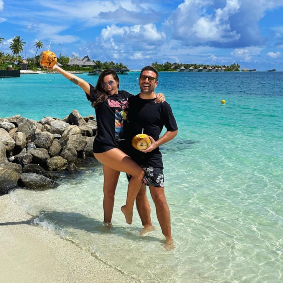 Vip News: Jessica und Elyas M'Barek genießen ihre Flitterwochen