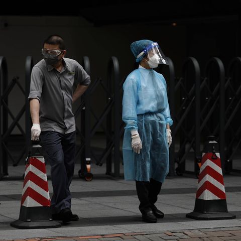 Szene aus Hongkong: Wie geht es weiter mit Chinas Corona-Strategie?