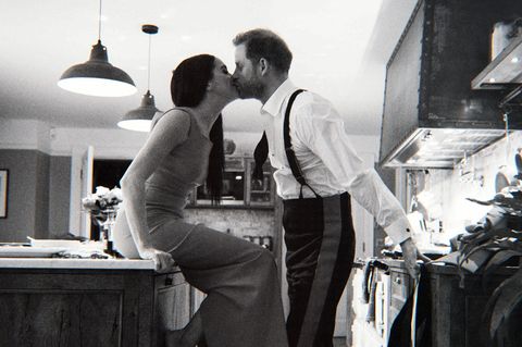 Meghan und Harry in einer Szene der Netflix-Doku.
