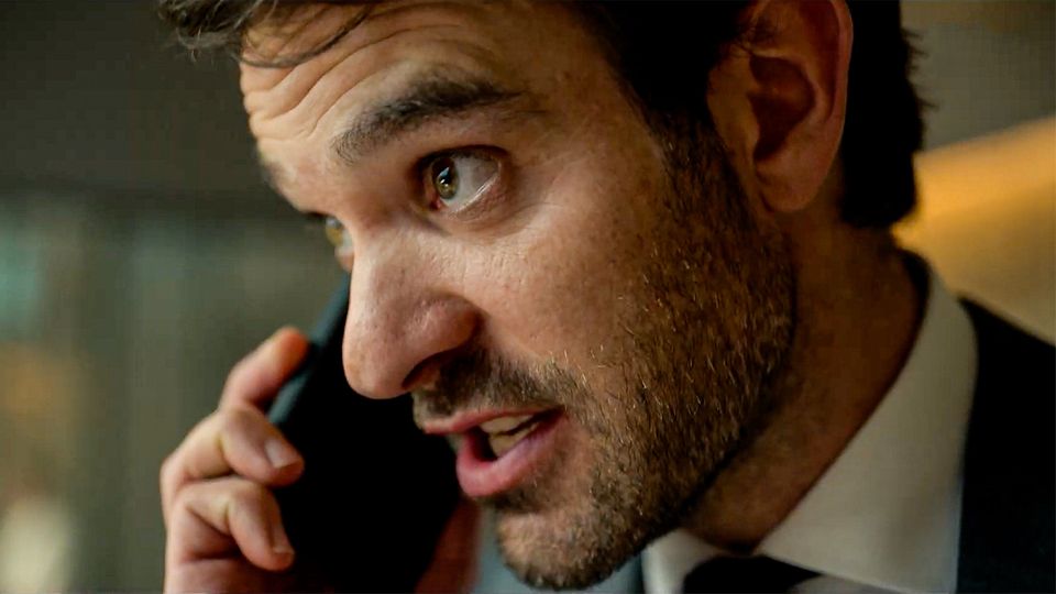 "Er ist ein Doppelagent": Spionage-Miniserie "Treason" im nervenaufreibenden Trailer "Er ist ein Doppelagent": Spionage-Miniserie "Treason" im nervenaufreibenden Trailer