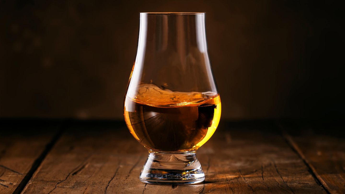 Von federleicht bis tonnenschwer: Deutsche Whiskybrenner experimentieren gerne – 5 spannende Beispiele im Tasting