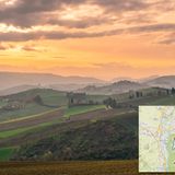 Stadt. Land. Fluss – Runde vor Bologna  Zu einer Reise in die Emilia-Romagna gehört einfach ein Besuch von Bologna. Die lebhafte Universitätsstadt verbindet alte Kultur mit zum Niederknien leckerem Essen und modernen Lifestyle. Bei dieser Tour kommen nun auch Stadt und Rad zusammen. Sie beginnt am Hauptbahnhof und führt dann, wie auf dem Bild zu sehen, nach Süden aus der Stadt heraus in das grüne Umland Richtung San Luca. Die 38 Kilometer klingen nach einer gemütlichen Runde, tatsächlich müssen jedoch gute 700 Höhenmeter erklommen werden. Hier helfen nur gute Grundkondition, ein gutes Rad oder gleich ein E-Bike.