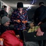 Mandarinen und Äpfel für Bunker-Bewohner