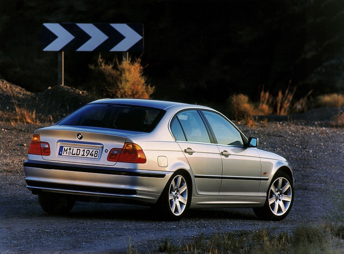 BMW 325i / 330i Generation E46