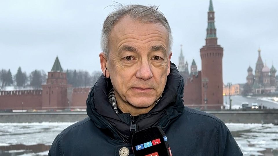"Massiv Rüstungsgüter für Drohnen liefern": Moskau-Reporter über Russlands Waffen-Geschäfte "Massiv Rüstungsgüter für Drohnen liefern": Moskau-Reporter über Russlands Waffen-Geschäfte