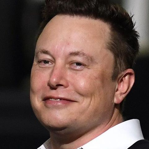 Elon Musk bei einer Veranstaltung.