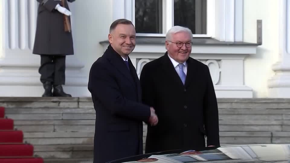 Video: Duda und Steinmeier betonen deutsch-polnische Freundschaft Video: Duda und Steinmeier betonen deutsch-polnische Freundschaft