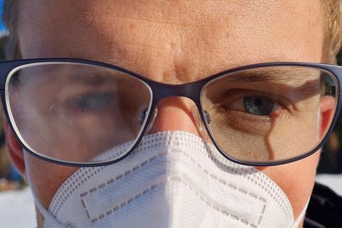 Mann mit Brille