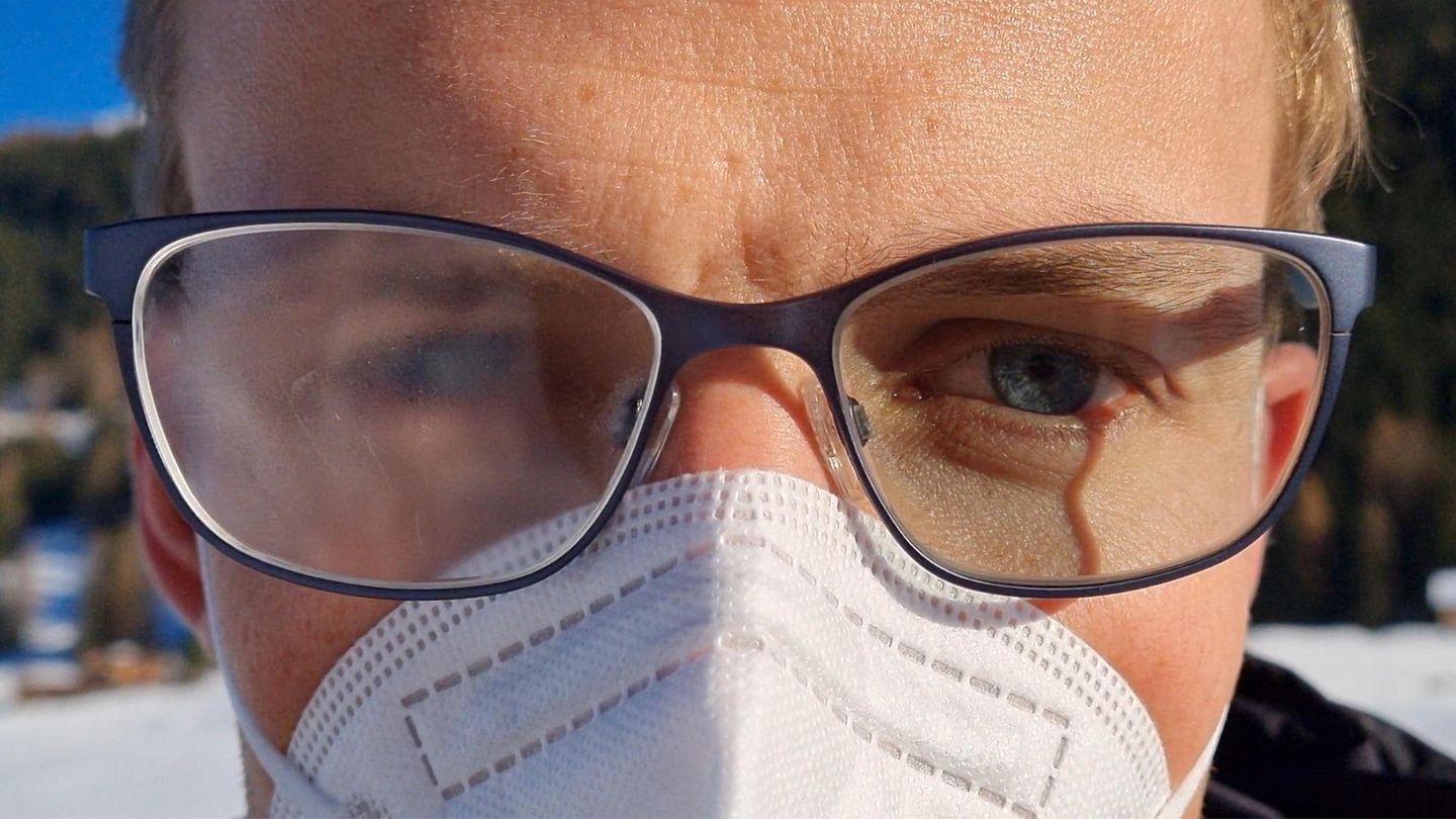 Mann mit Brille