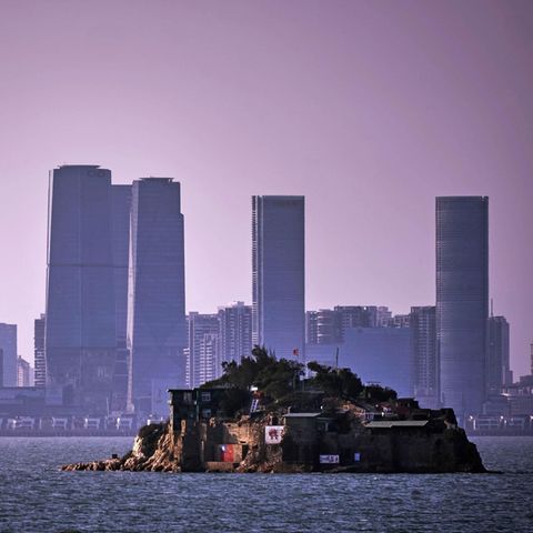 Feinde auf Tuchfühlung: Die taiwanische Insel Liyeu liegt nicht einmal fünf Kilometer vor der chinesischen Hafenstadt Xiamen