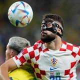 Josko Gvardiol (Kroatien / RB Leipzig)  Die Verpflichtung des 20-jährigen Innenverteidigers könnte sich finanziell für RB Leipzig irgendwann richtig auszahlen. Denn Gvardiol überzeugt bei der WM in Katar mit starken Leistungen, viele europäische Clubs sollen Gvardiol bereits auf dem Zettel haben. Gvardiol, der sich vor dem WM einen Nasenbeinbruch zuzog, stand bei jedem Einsatz der Kroaten von Beginn an auf dem Feld und hat als einziger Bundesliga-Profi noch keine einzige Spielminute verpasst.