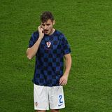 Josip Stanisic (Kroatien / FC Bayern München)  Bei den Bayern ist der gebürtige Münchener (links im Bild) in dieser Saison nur ein Einwechselkandidat und kam erst in sechs Ligaspielen zum Einsatz. Noch düsterer sieht die Bilanz des 22-Jährigen bei der WM aus. Stanisic steht zwar im Kader der Kroaten, absolvierte aber noch nicht eine einzige Minute auf dem Platz.