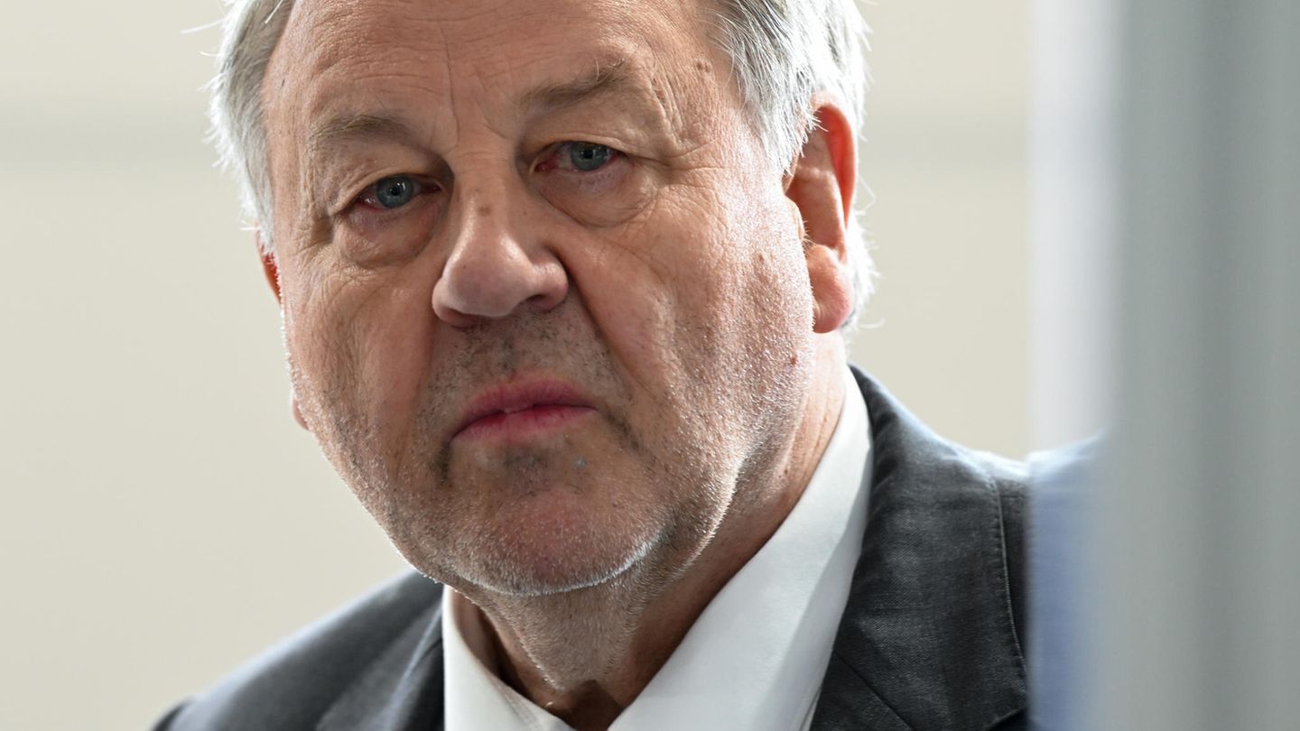 Cum-Ex scandal: Hanno Berger sentenced to eight years in prison