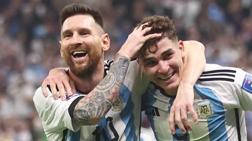 Video: Fifa-WM: Argentinien jubelt über Final-Einzug Video: Fifa-WM: Argentinien jubelt über Final-Einzug