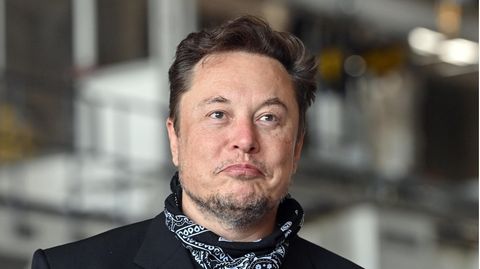 Mit der Übernahme von Twitter hat Elon Musk sich viel Arbeit gemacht