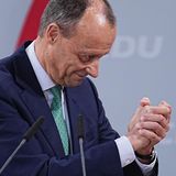 22. Januar: Parteitag wählt Friedrich Merz zum neuen CDU-Vorsitzenden