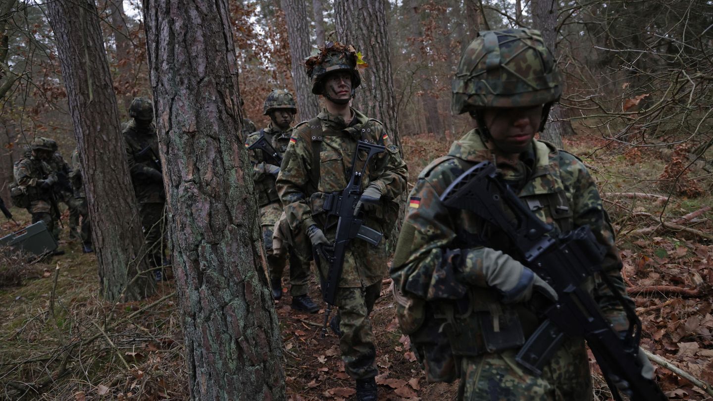 Eine Übung von Bundeswehr-Angehörigen hat in Bad Karlstadt für Aufregung gesorgt