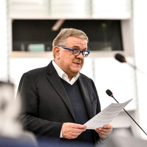 "Fight Impunity" Gründer Pier Antonio Panzeri ist in die aktuelle EU-Korruptionsaffäre verwickelt