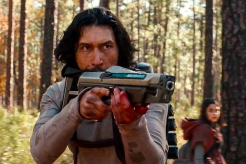 Absturz in die Urzeit: In "65" findet sich Raumschiff-Pilot Adam Driver im Dino-Zeitalter wieder