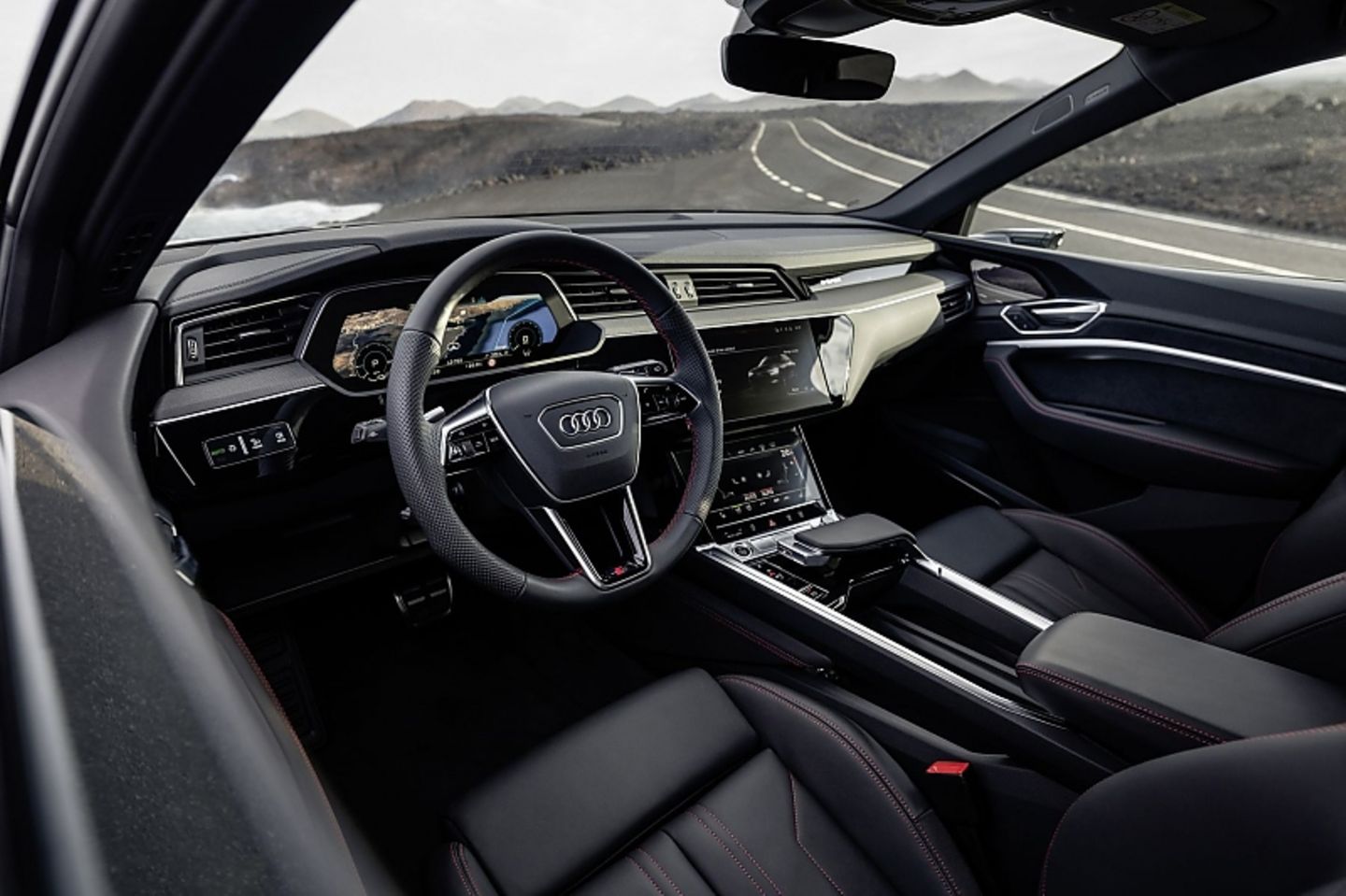 Audi Q8 55 e-tron quattro