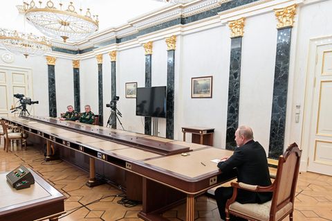 Wladimir Putin Tisch Verteidigungsminister