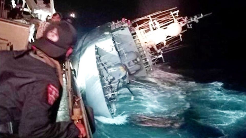 Rettungsaktion in Thailand: Marineschiff sinkt im Sturm – Soldaten hatten keine Schwimmwesten: "Das ist unfassbar"