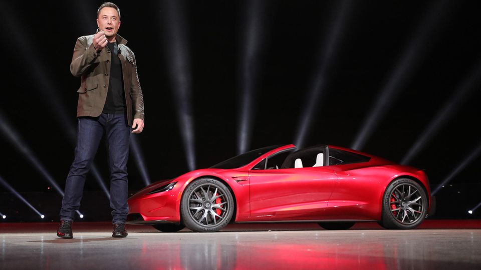 Zum Autopiloten fand Elon Musk immer große Worte, doch das System geriet ins Hintertreffen,
