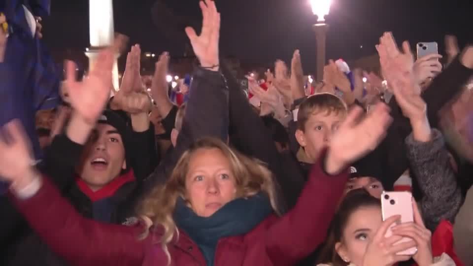 Video: Frankreich: Großer Empfang für den Vize-Weltmeister Video: Frankreich: Großer Empfang für den Vize-Weltmeister