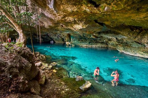 Blick in die Cenote Dos Ojos