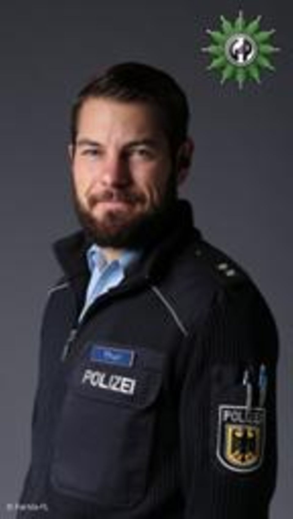Deutschland: Jochua Thuir im Dienst. Er klagte gegen die Bundespolizei. Jochua Thuir im Dienst. Er klagte gegen die Bundespolizei.