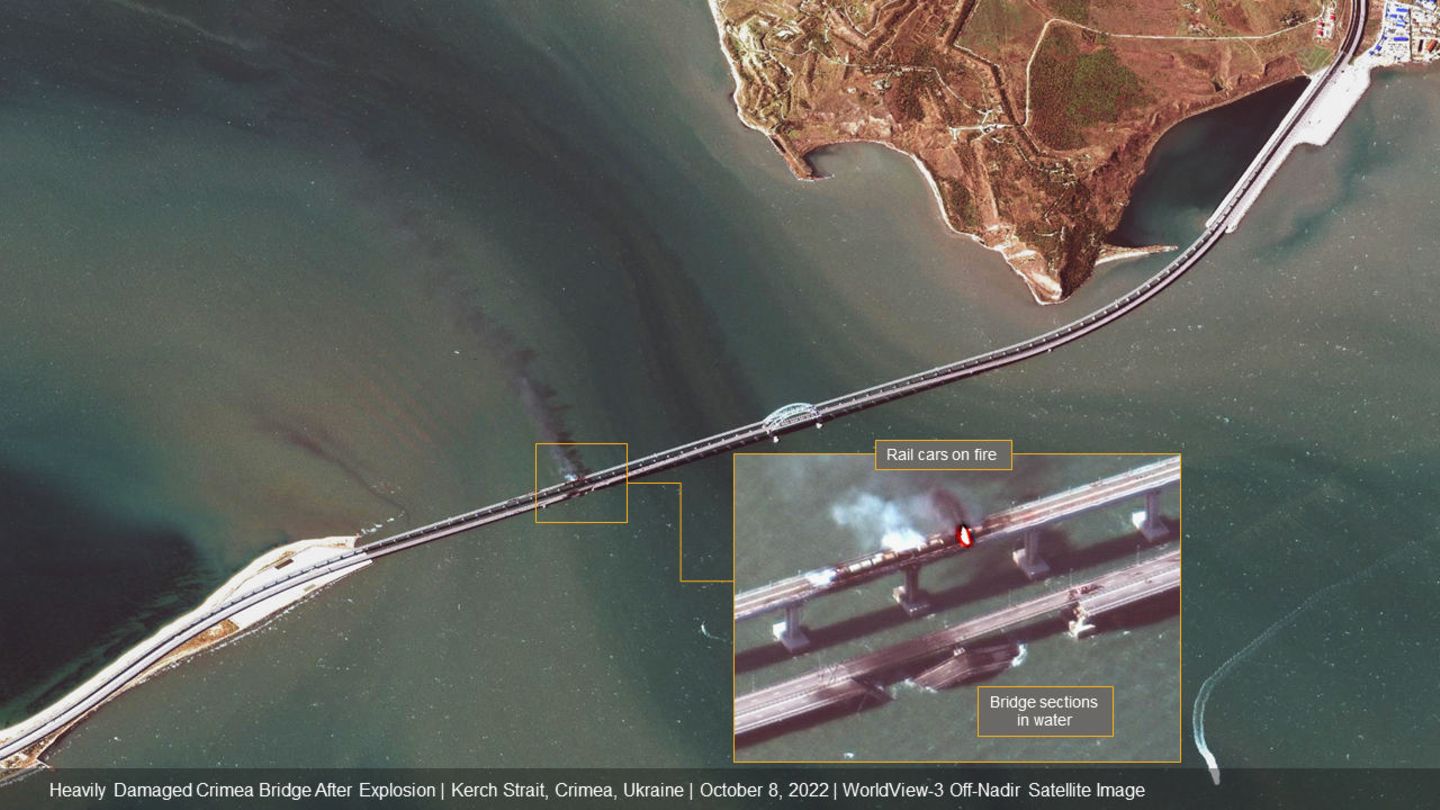 Satellitenbild Krimbrücke Satellitenbild Krimbrücke