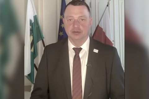 Bautzens Landrat Udo Witschas (CDU) bei seiner Weihnachtsbotschaft