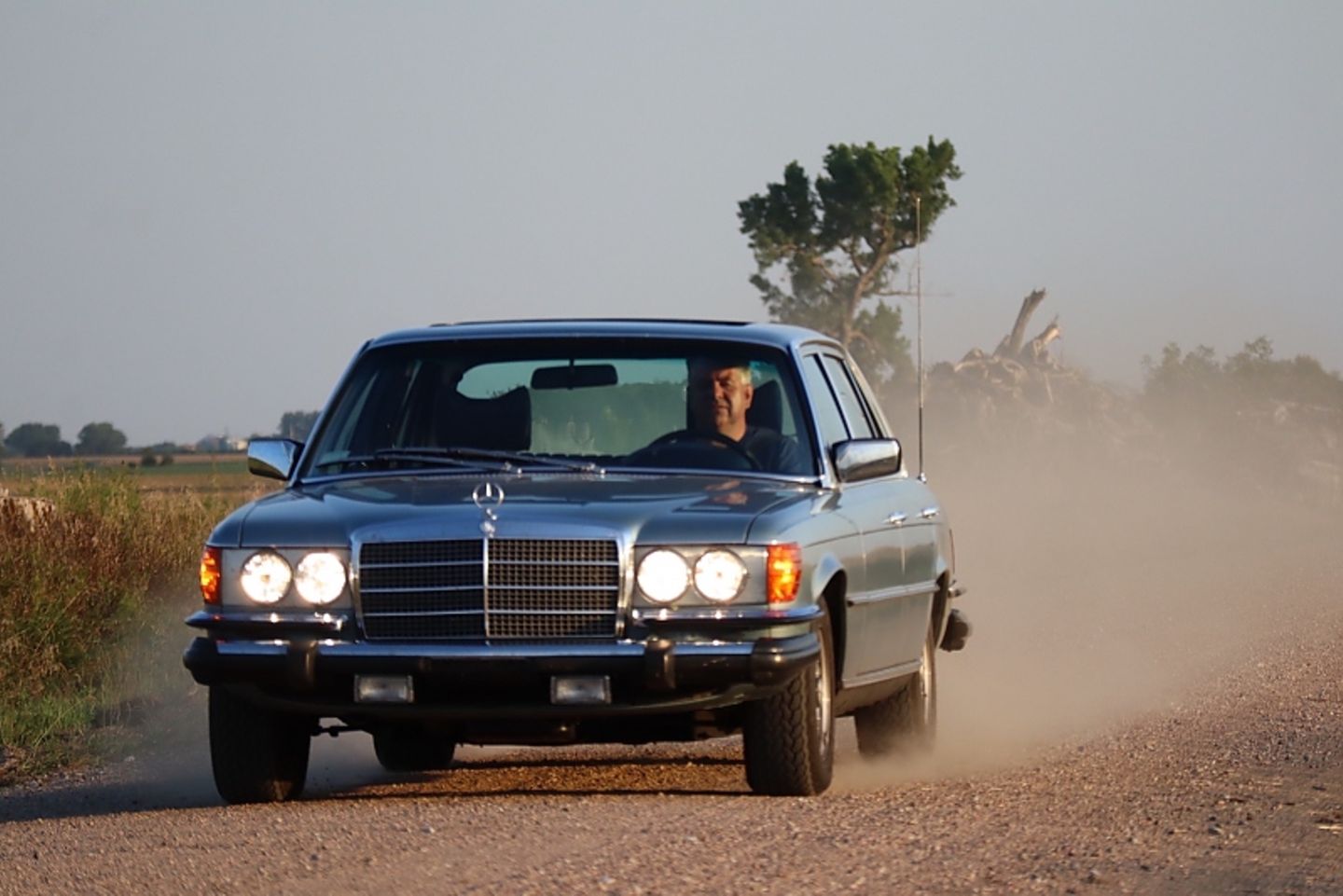 Mercedes_450_SEL_W_116-9.JPGMercedes 450 SEL W 116