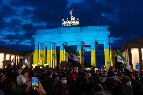 Solidaritätsdemonstration in Berlin für die Ukraine am Tag des Einmarsches der Russen am 24. Februar 2022