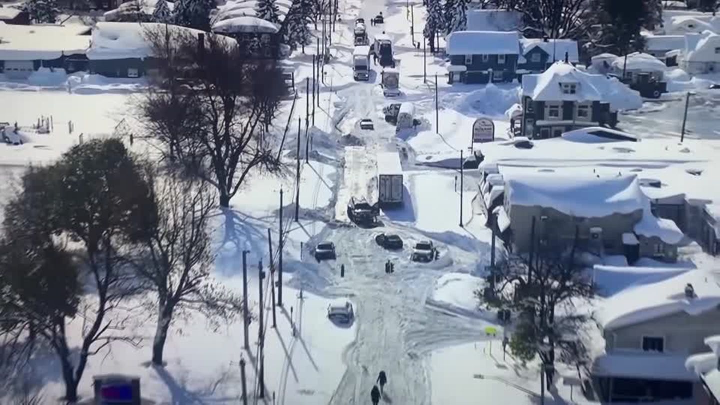 Video: Numerous deaths from a snowstorm in the United States