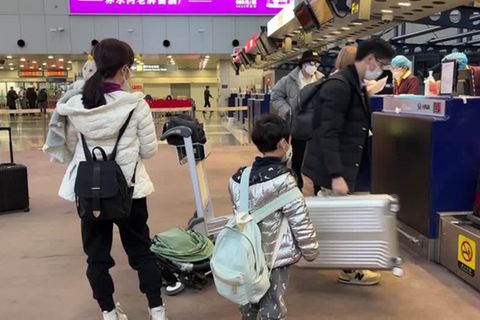 Video: Chinesen wollen wieder reisen