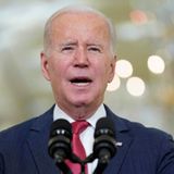 "Mein Herz ist bei denen, die einen geliebten Menschen verloren haben", schrieb US-Präsident Joe Biden angesichts des fatalen Wintersturms auf Twitter. Das Weiße Haus sicherte dem Bundesstaat New York Notstandshilfen zu und versprach, mit "der vollen Kraft" der Regierung in Washington zu unterstützen.