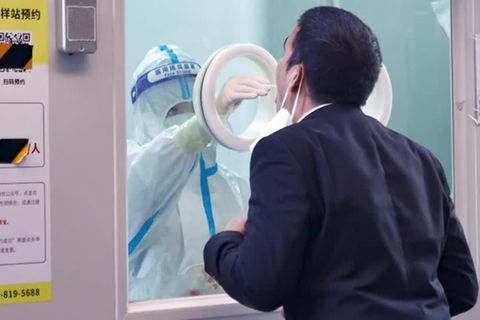 Einreise: USA verlangen von Fluggästen aus China negativen Covid-Test